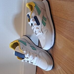 Reebok Classic Leather kids size 13